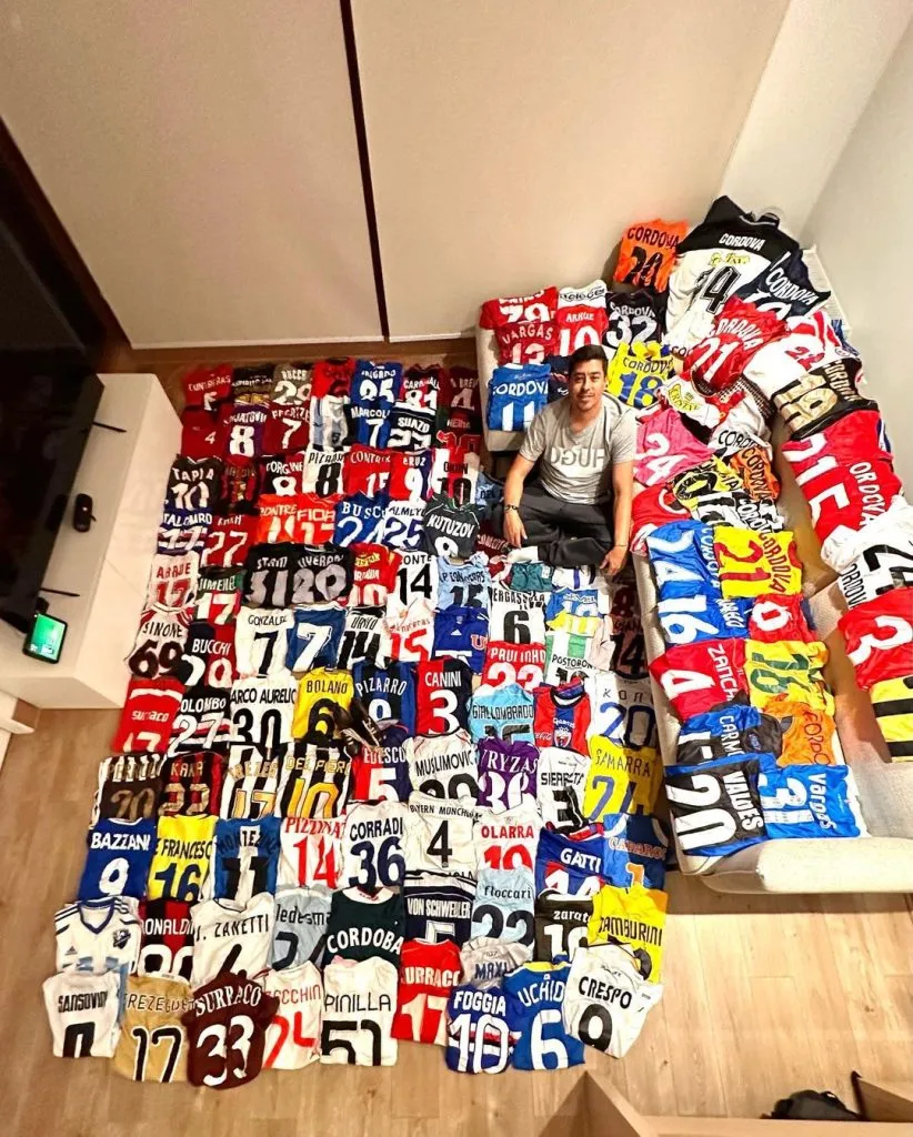 Córdova luce orgulloso su tesoro.