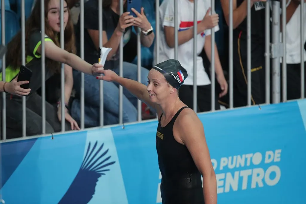 Kristel Köbrich recibió el cariño de todos los chilenos en la prueba de los 800 metros libre. (Foto de Diego Alvujar/Santiago 2023 vía Photosport).