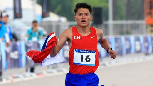 Hugo Catrileo, plata en Santiago 2023, apuntó a World Athletics