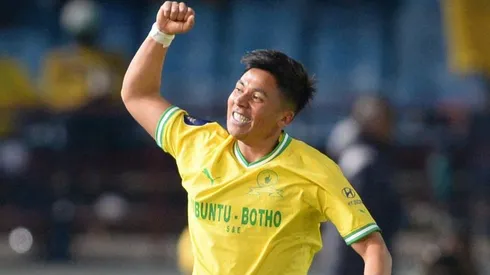 Gol de Allende en África.