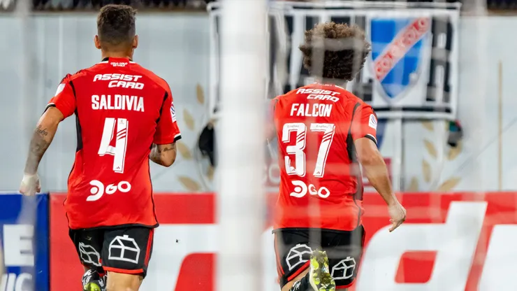 Colo Colo perdió a sus centrales titulares para la final