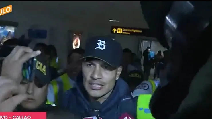 Paolo Guerrero mandó a la prensa peruana a freír monos