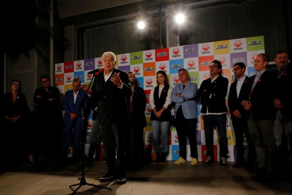 Don Francisco encabeza lanzamiento de Teletón 2023 (Aton Chile)