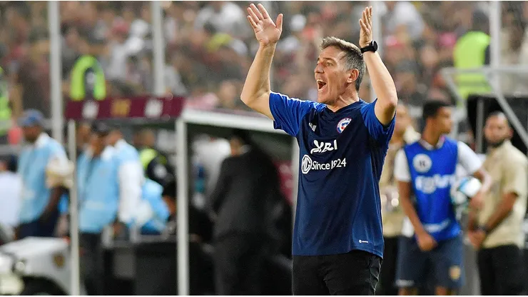 Eduardo Berizzo en la mira tras histórica caída ante Venezuela.