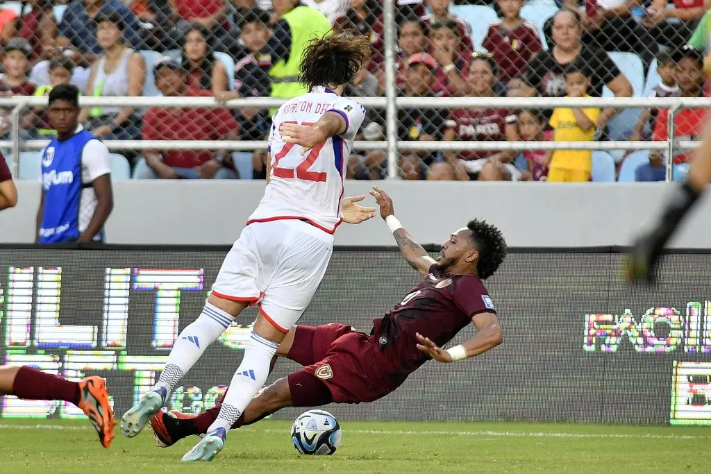 Ben Brereton no pudo hacer casi nada en Venezuela. Foto: Matias Delacroix/Photosport