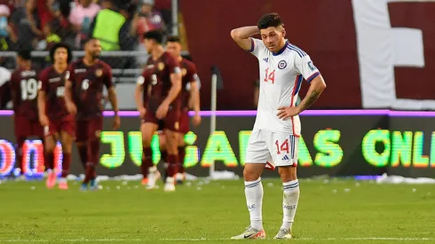 Chile cae de la peor forma en su visita a Venezuela.