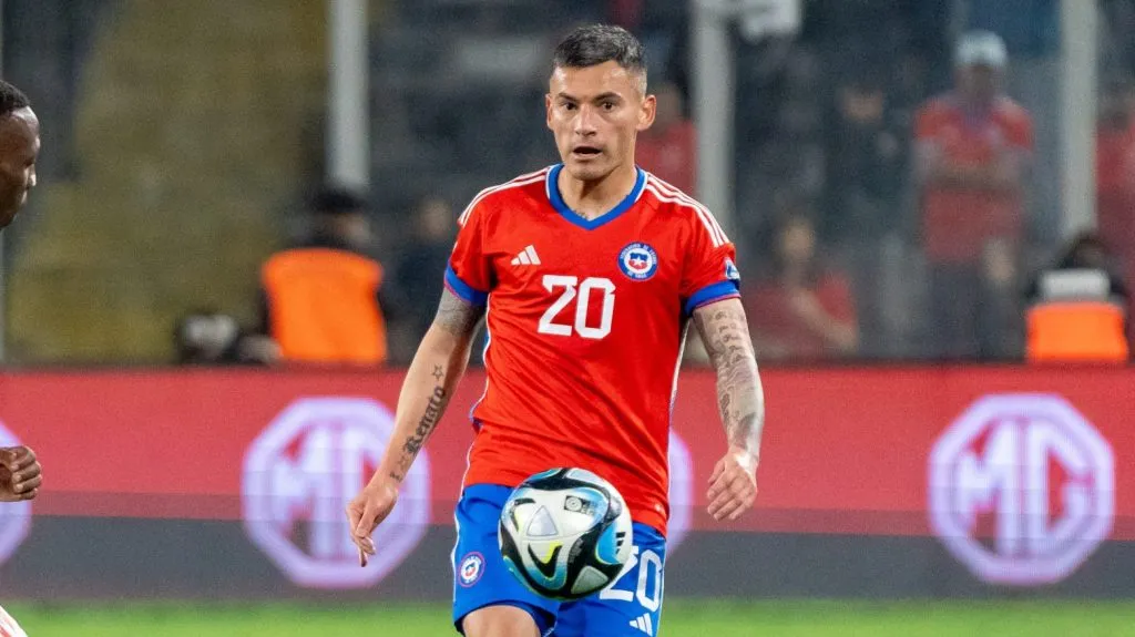 Charles Aránguiz en la Roja