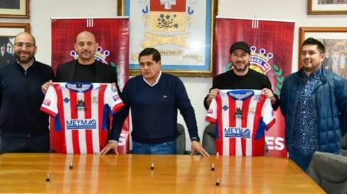 Pájaro Valdés está comprometido con el proyecto de Deportes Linares
