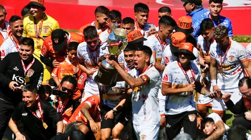 Cobreloa regresó a la Primera División luego de angustiantes ocho años en la B.