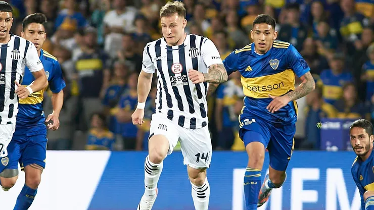 Bruno Barticciotto volvió a celebrar en Talleres después de mucho tiempo.