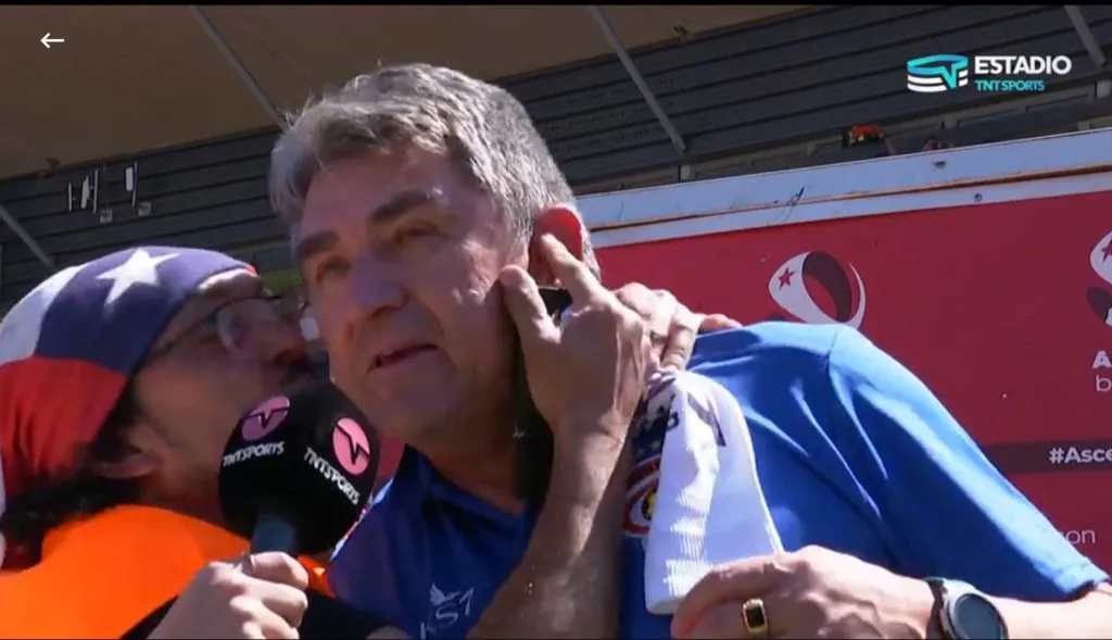 A Emiliano Astorga llegaron a abrazarlo y a besarlo