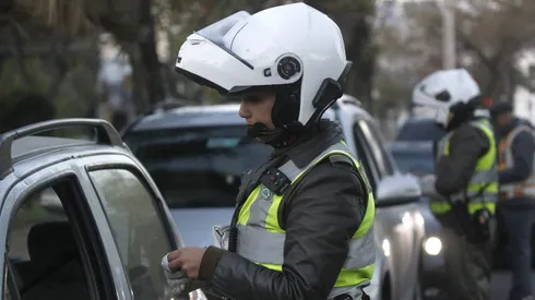 ¿Cómo saber si un vehículo tiene multas? Consulta con la patente.