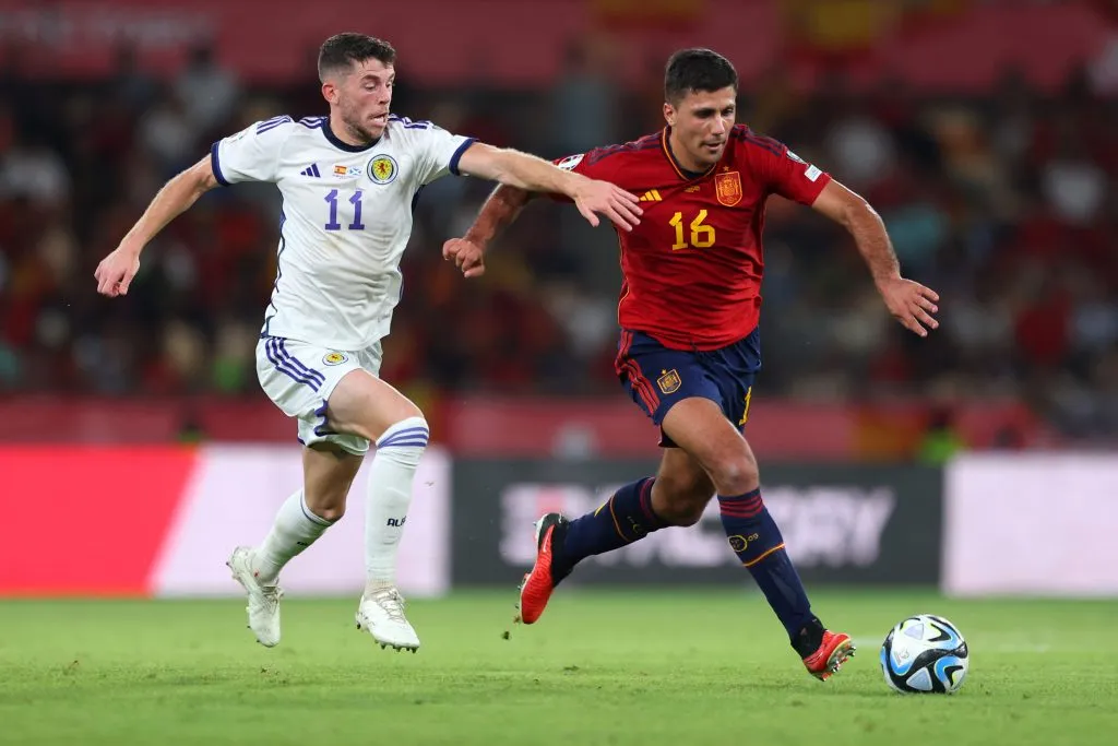 España sigue viva en las eliminatorias a la Eurocopa.