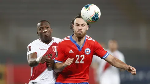 Chile recibe a Perú en la fecha 3