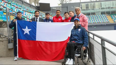 Harold Mayne-Nicholls junto al alcalde de La Florida, Rodolfo Carter