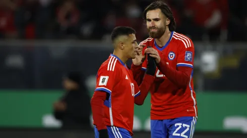 Alexis Sánchez y Ben Brereton serán objetivos rápidos para el mediocampo de la Roja, según adelantó el Eche.