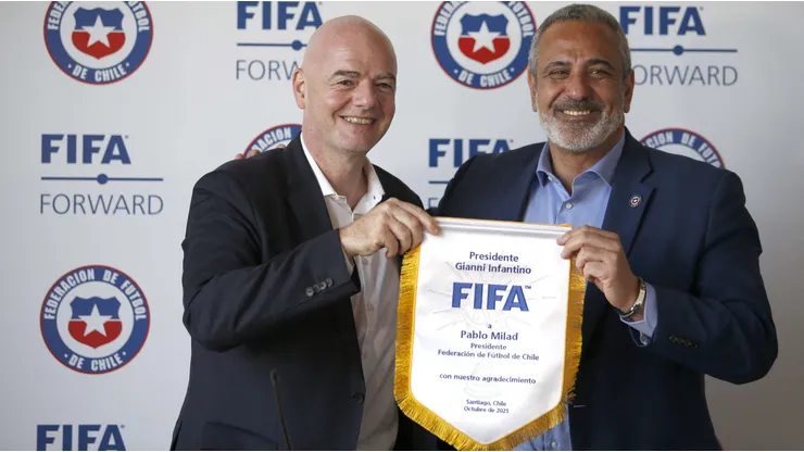 Gianni Infantino se reencuentra con Pablo Milad dos años después.