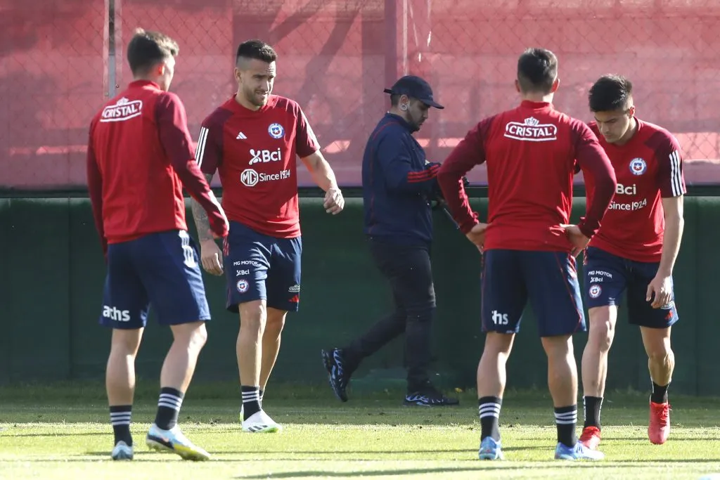 Matías Zaldivia entrena junto a la Roja. Foto: Jonnathan Oyarzun/Photosport