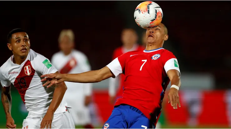 Chile buscará mantener su invicto histórico como local ante Perú.