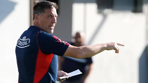 Eduardo Berizzo ha sumado un punto en estas Eliminatorias.