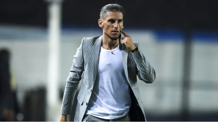 Beccacece asoma como nuevo DT del Racing de Gabriel Arias