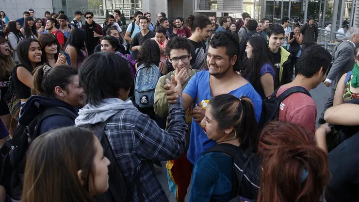 Postula a la Beca Juan Gómez Millas