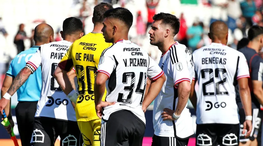 Colo Colo quedó a lejanos diez puntos de distancia del puntero Cobresal. En el mejor de los casos podría quedar a siete si es que vence a Magallanes en su partido pendiente. | Foto: Guillermo Salazar.