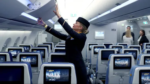 ¿Cuánto gana una azafata en Chile?