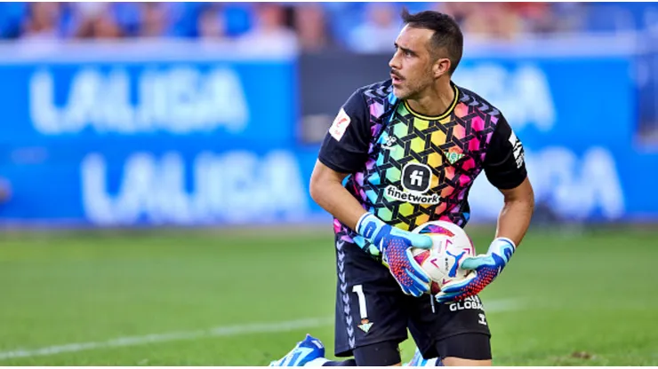 Claudio Bravo nuevamente presentó problemas físicos.