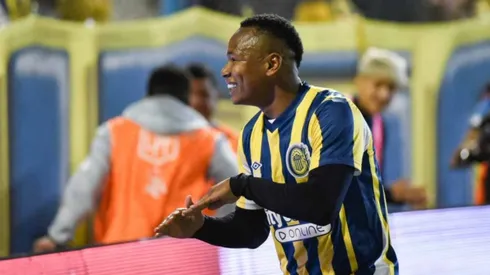 Jugador de Rosario revoluciona Argentina con su manicure