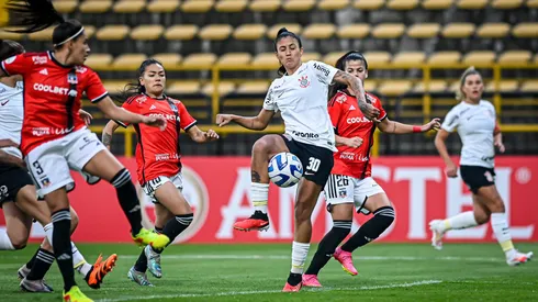 Colo Colo cae ante Corinthians en su estreno en Libertadores Fem
