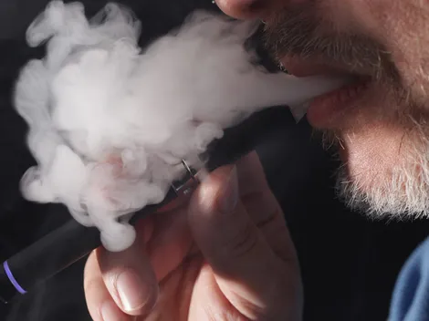 Las nuevas normativas de la ley que regulan el uso de cigarros electrónicos