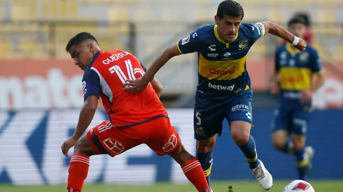 Nueva voltereta en partido de la U con Everton.