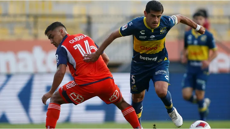 Nueva voltereta en partido de la U con Everton.
