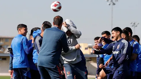 El profe Pellegrino no se salvó de una costumbre azul.