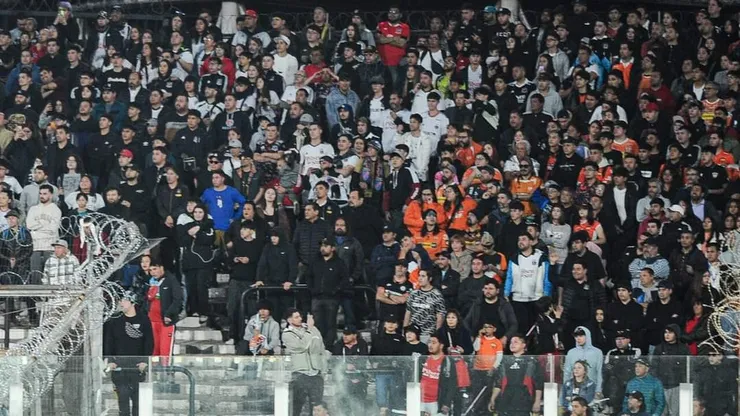 El naranjo y blanco se mezclaron en el Monumental