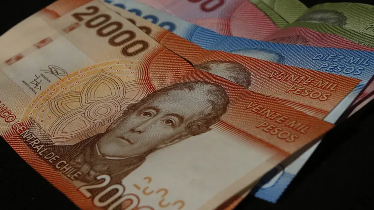 ¿Qué bonos se pagan en octubre? Cinco beneficios populares que podrías recibir.