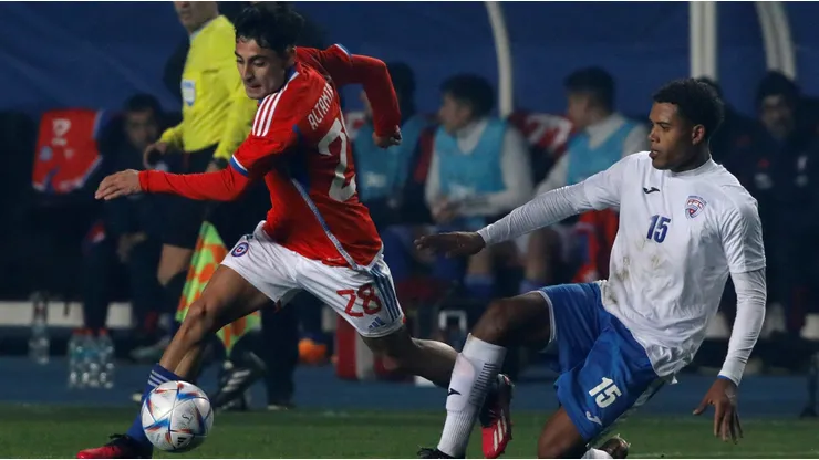 Sólo un partido ha jugado Javier Altamirano con La Roja.