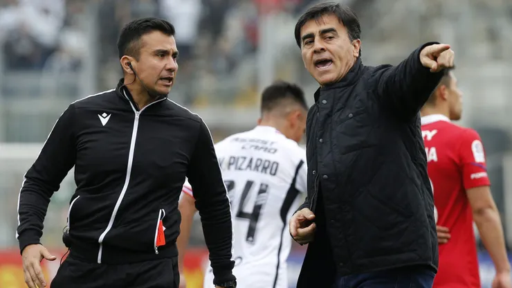 Gustavo Quinteros tiene la receta para no perder más tiempo en los partidos: imitar otro deporte.