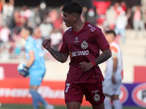 Le augura futuro top: Berizzo otra vez apuesta por Maxi Guerrero