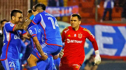 Toselli mantuvo en cero su arco ante Audax Italiano.