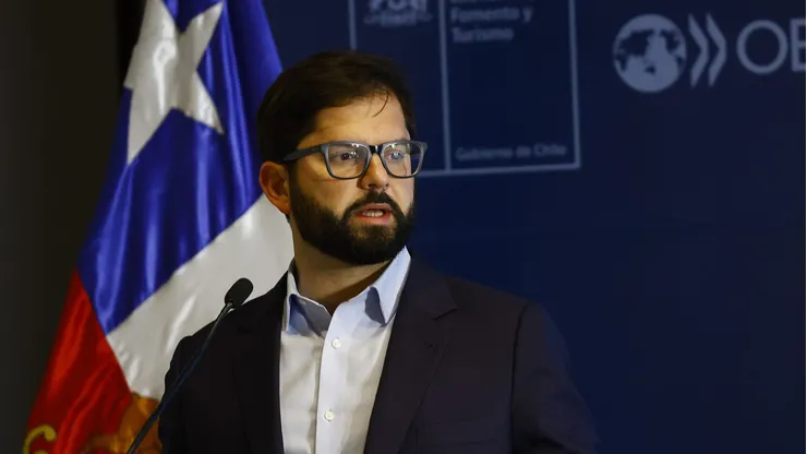 Presidente Gabriel Boric fue evaluado en la reciente encuesta.