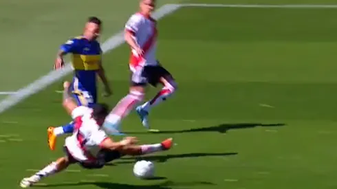 Paulo Díaz hizo un quite espectacular en la victoria de River Plate frente a Boca en La Bombonera.