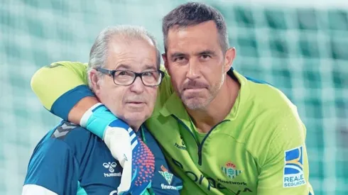 Claudio Bravo se deja un particular bigote en España.