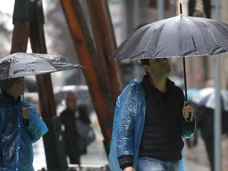Revisa las mejores ofertas de capas, impermeables y botas para la lluvia