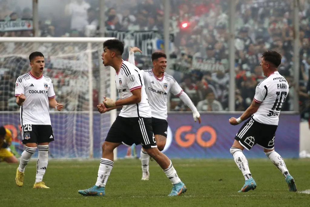 Colo Colo llegó a 42 puntos en el presente Campeonato Nacional 2023 tras vencer a la UC. | Foto: Photosport.
