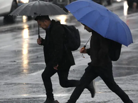 ¿Lloverá en Santiago? Conoce cuándo y a qué hora comienza