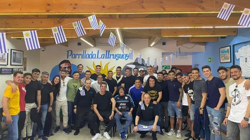 El plantel de la U disfrutó de un asado en la Parrillada La Uruguaya.