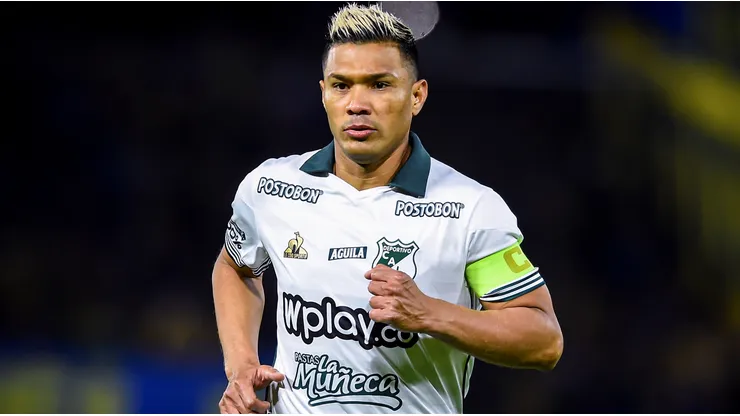 Teófilo Gutiérrez es protagonista de escándalo en Colombia.