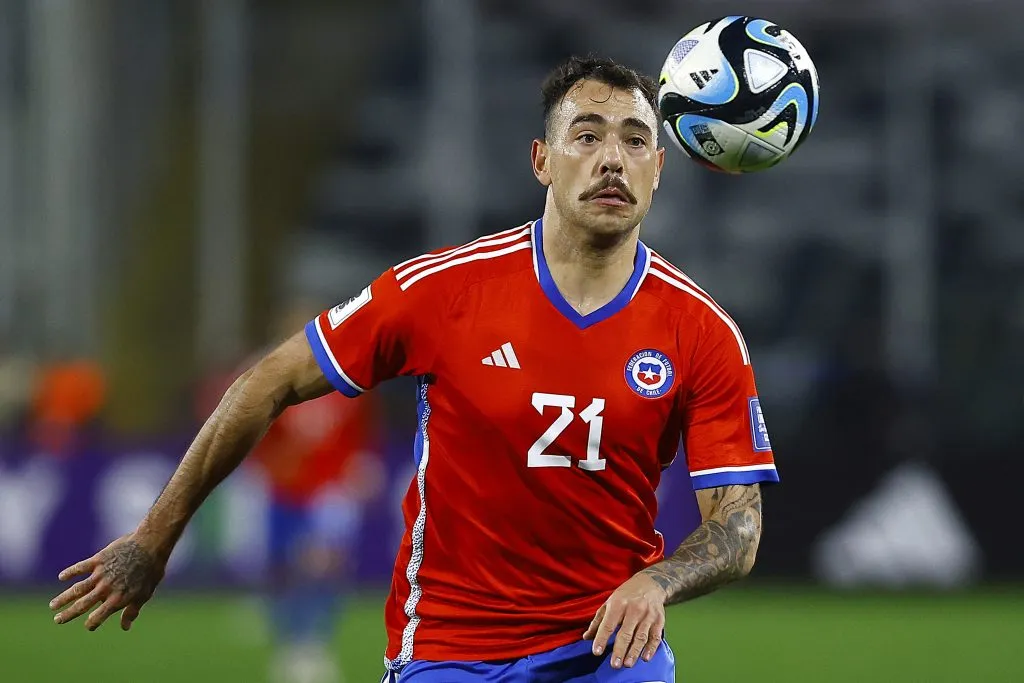 Matías Catalán en acción por la selección chilena. (Marcelo Hernández/Getty Images).